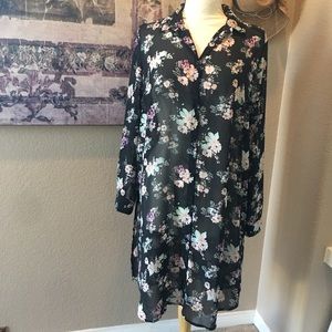 Divided H&M Long Sheer Floral Button Up Tunic 14